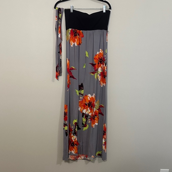 Strapless Floral Maxi Dress - Black and Gray - Picture 3 of 3